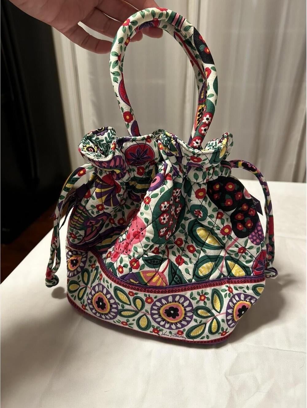Vera Bradley retired Viva La Vera Quilted Cinch-closure Purse Tote Rolled Handle
